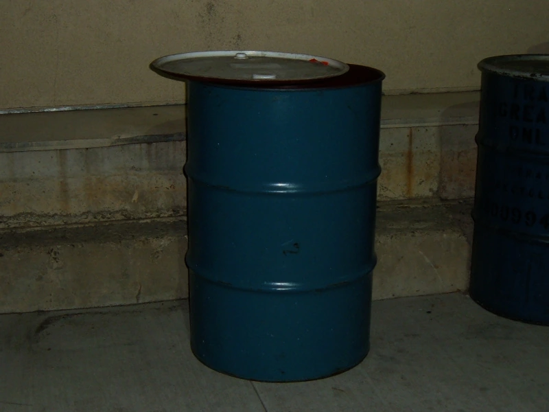 A barrel with an open lid.